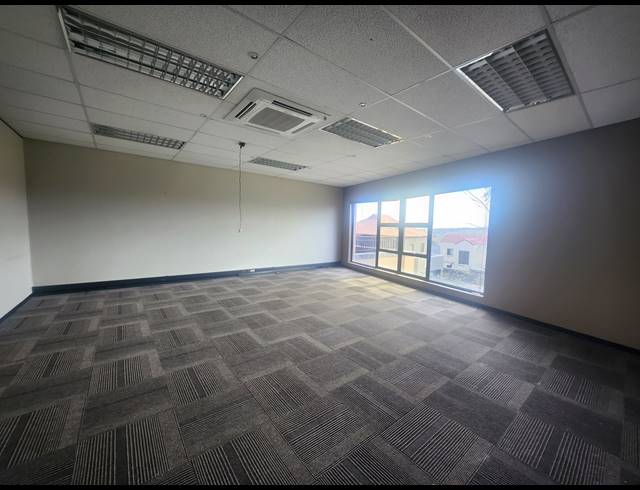 601M² OFFICE TO LET IN NOORDWYK